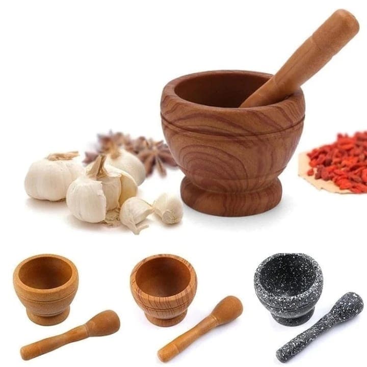 Mini plastic mortar and pistle / grinder
